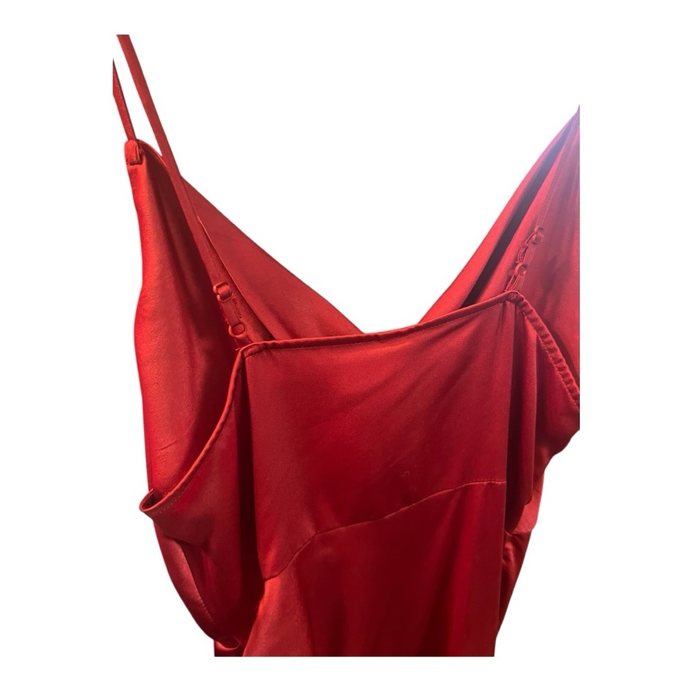FLOERNS BRICK RED SATIN FEEL SPAGHETTI STRAP COWL NECK WRAP STYLE DRESS NWT - Picture 10 of 11